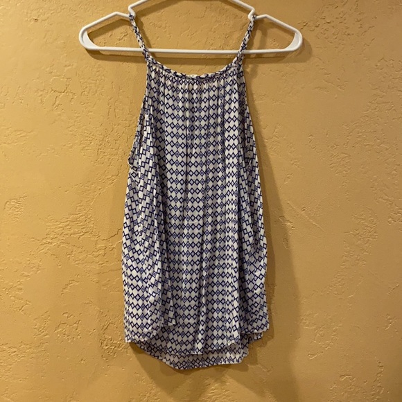 Gap Tank Top - Picture 2 of 3